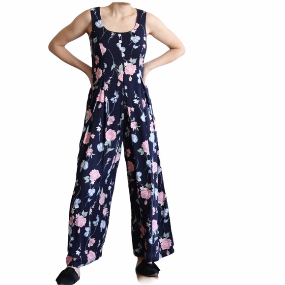 Jeffrey & Dara Pants - Vintage Jeffrey & Dara Wide Leg navy blue floral jumpsuit size 10
